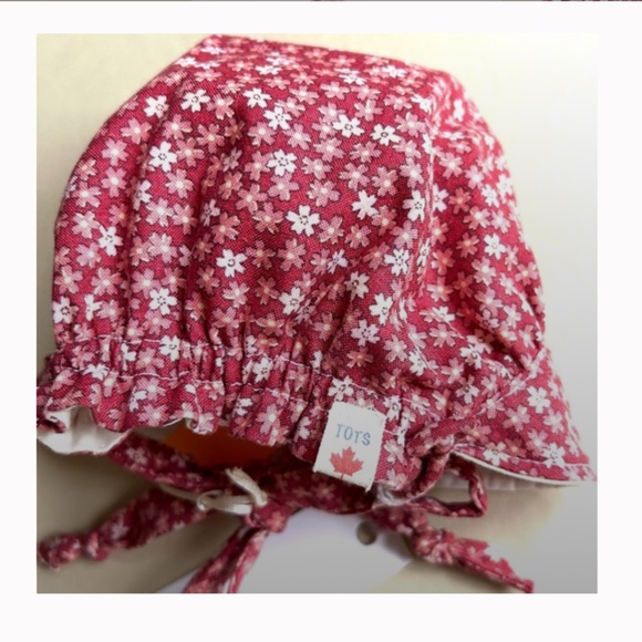 Red Floral Pioneer Bonnets, 2 Sizes Prairie Girl Style, Thimbleberries Design - Picture 9 of 10